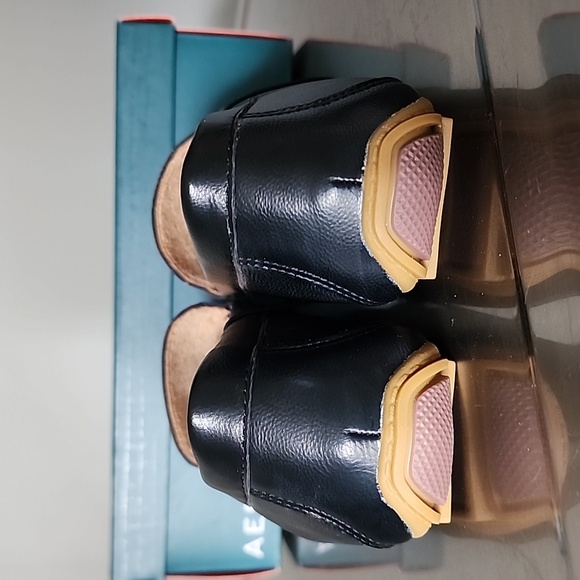 Aerosoles Nib Ladies Driving Loafers - Picture 3 of 5